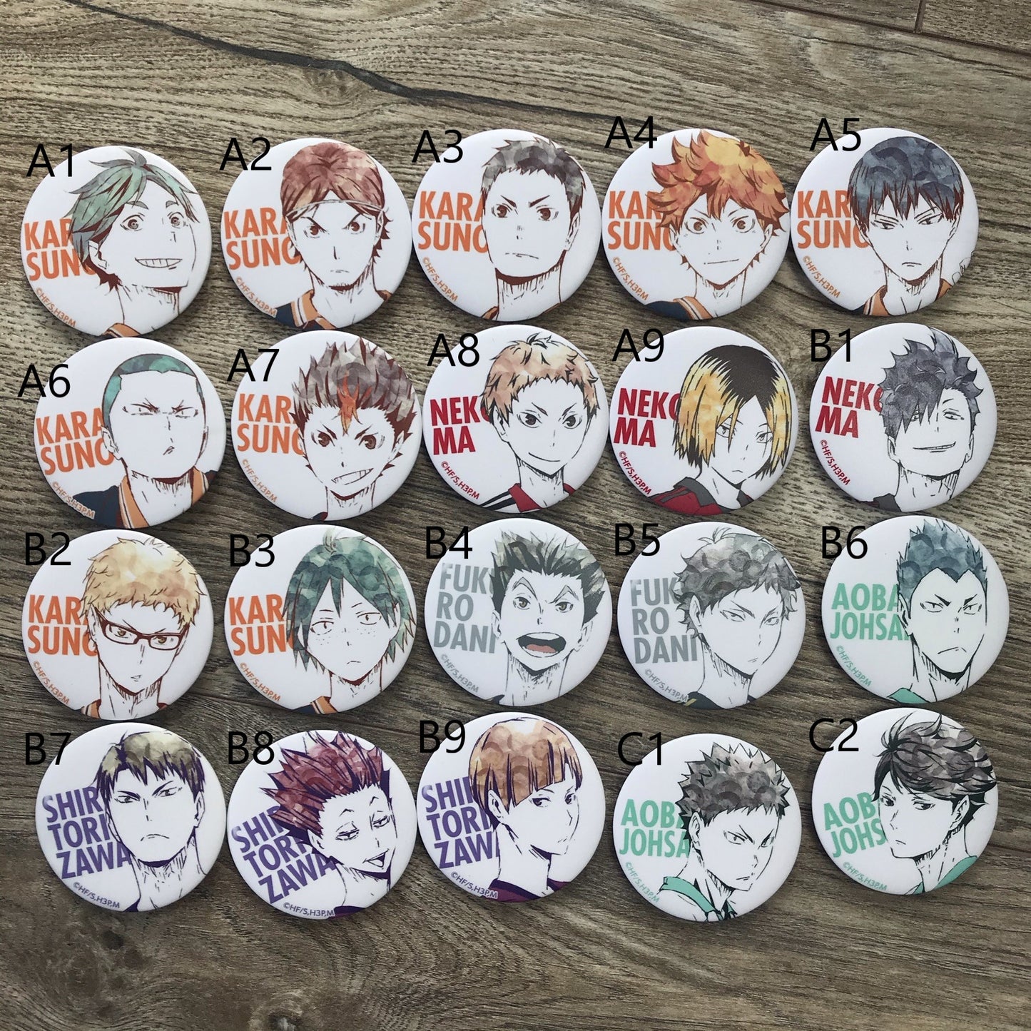 Haikyuu - medium Colourful /badges ( new arrival )